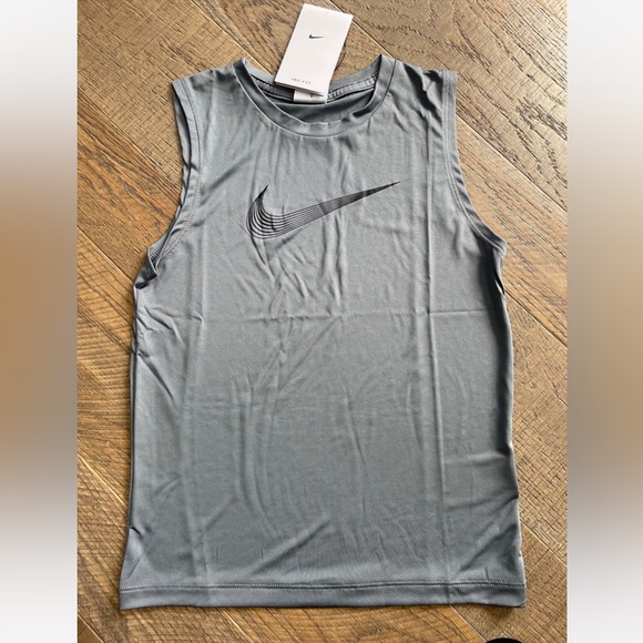 Nike Other - Nike Big Boy Sleeveless Top